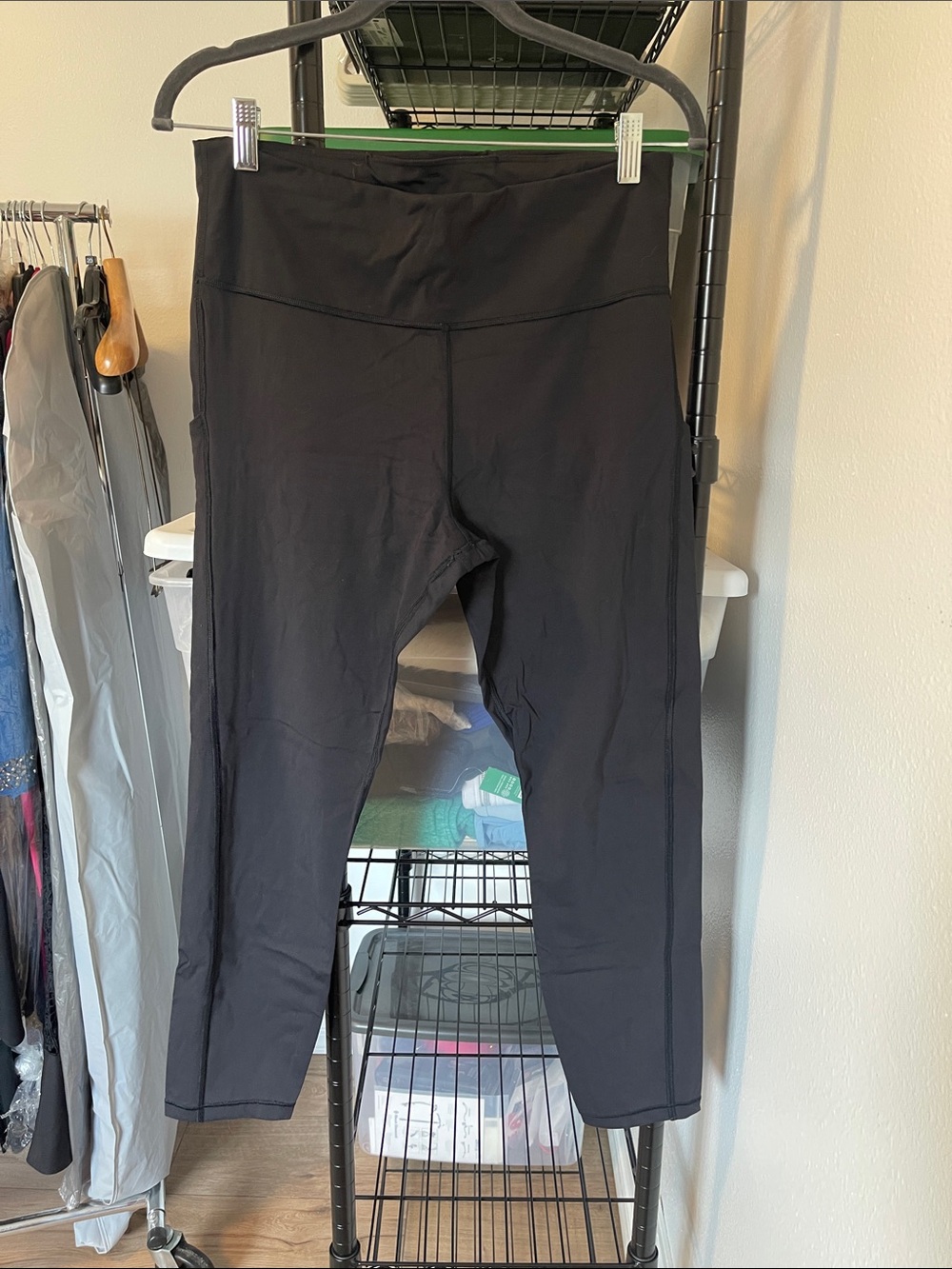 Athleta TALL Ultimate Stash 7/8 Tight
